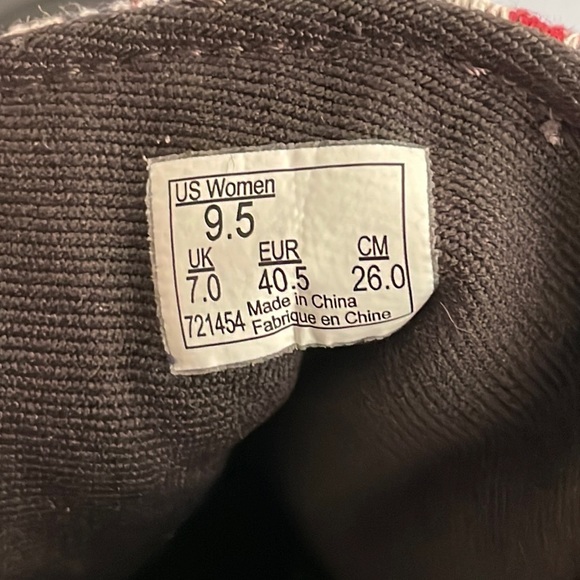 Vans Off The Wall Festive Knit Rubber MTE Snow & Rain Hi-Top Shoe Woman’s 9.5 - Picture 8 of 8